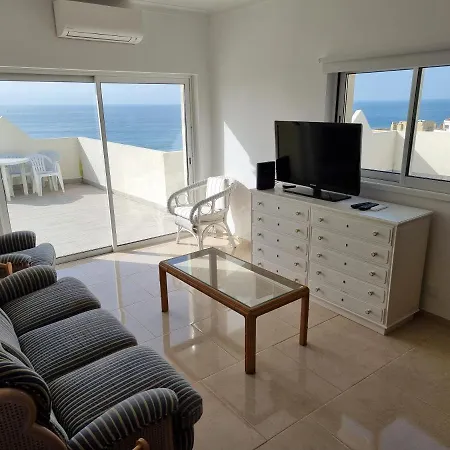 Apartmán Com Grandes Terracos Em Frente A