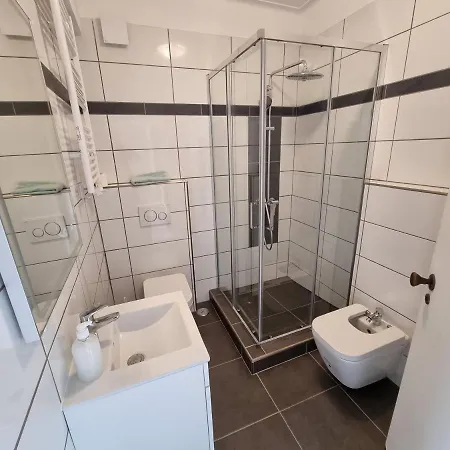 Apartman Com Grandes Terracos Em Frente A